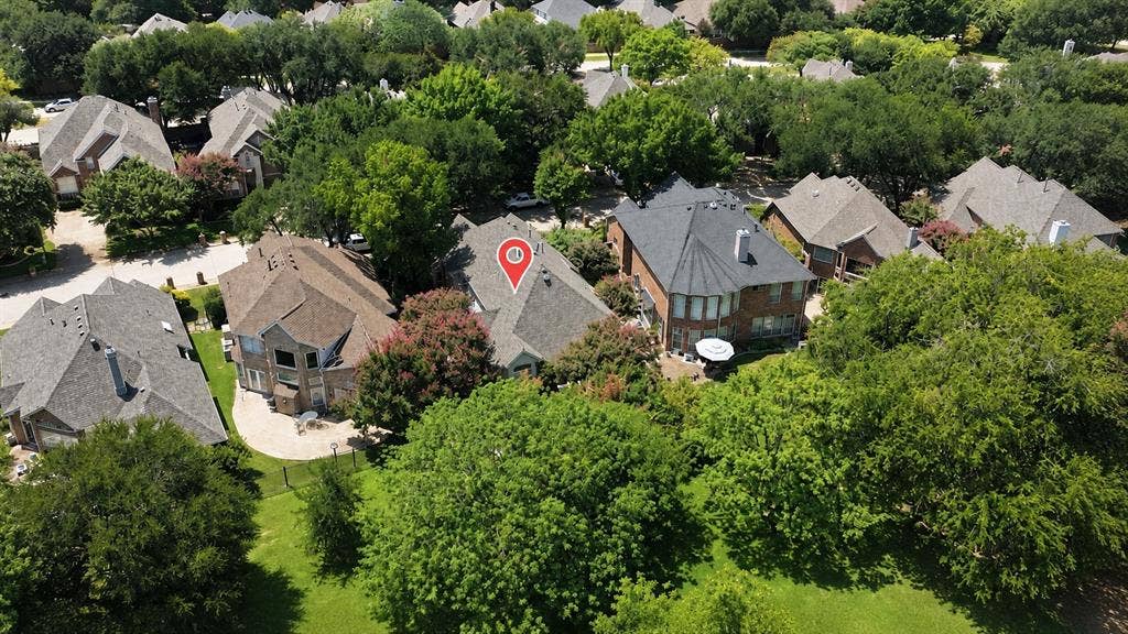 3785 Park Place, Addison, TX 75001 3785 Park Place, Addison, TX 75001