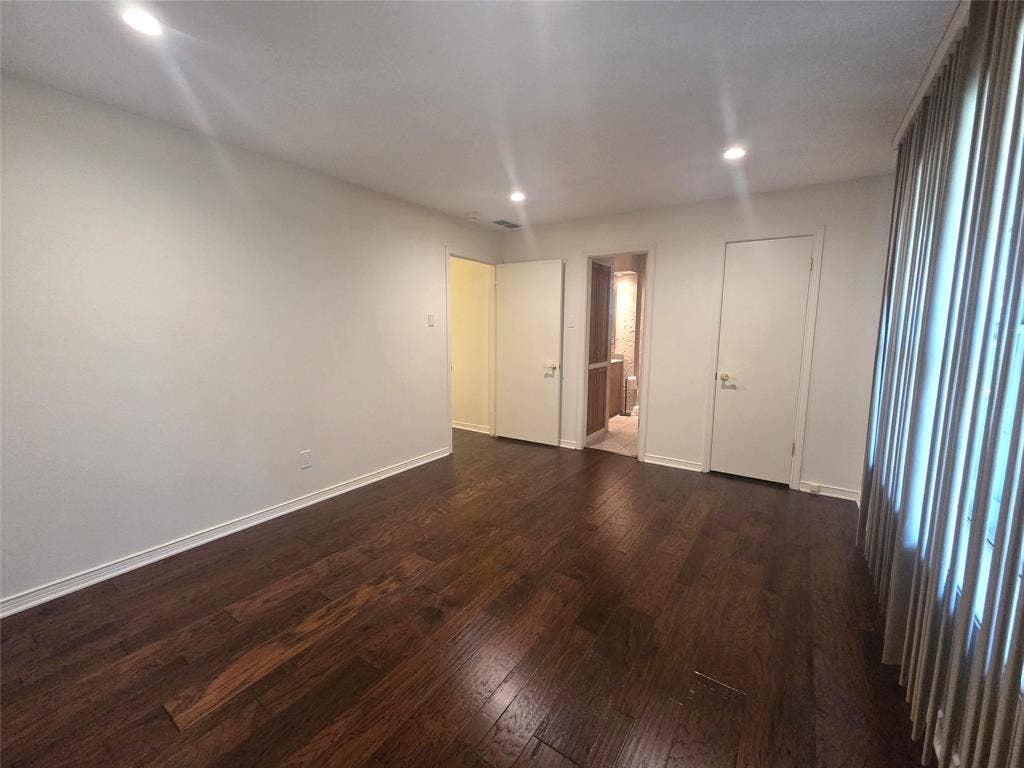 9334 Hunters Creek Drive, Dallas, TX 75243 9334 Hunters Creek Drive, Dallas, TX 75243
