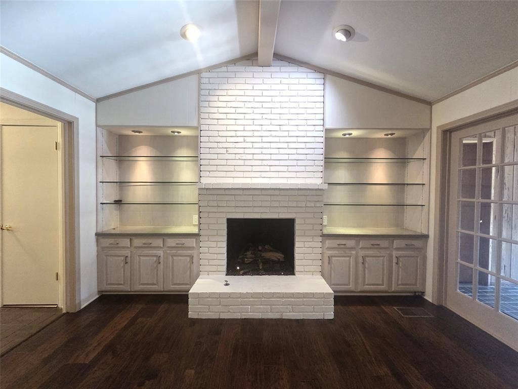 9334 Hunters Creek Drive, Dallas, TX 75243 9334 Hunters Creek Drive, Dallas, TX 75243