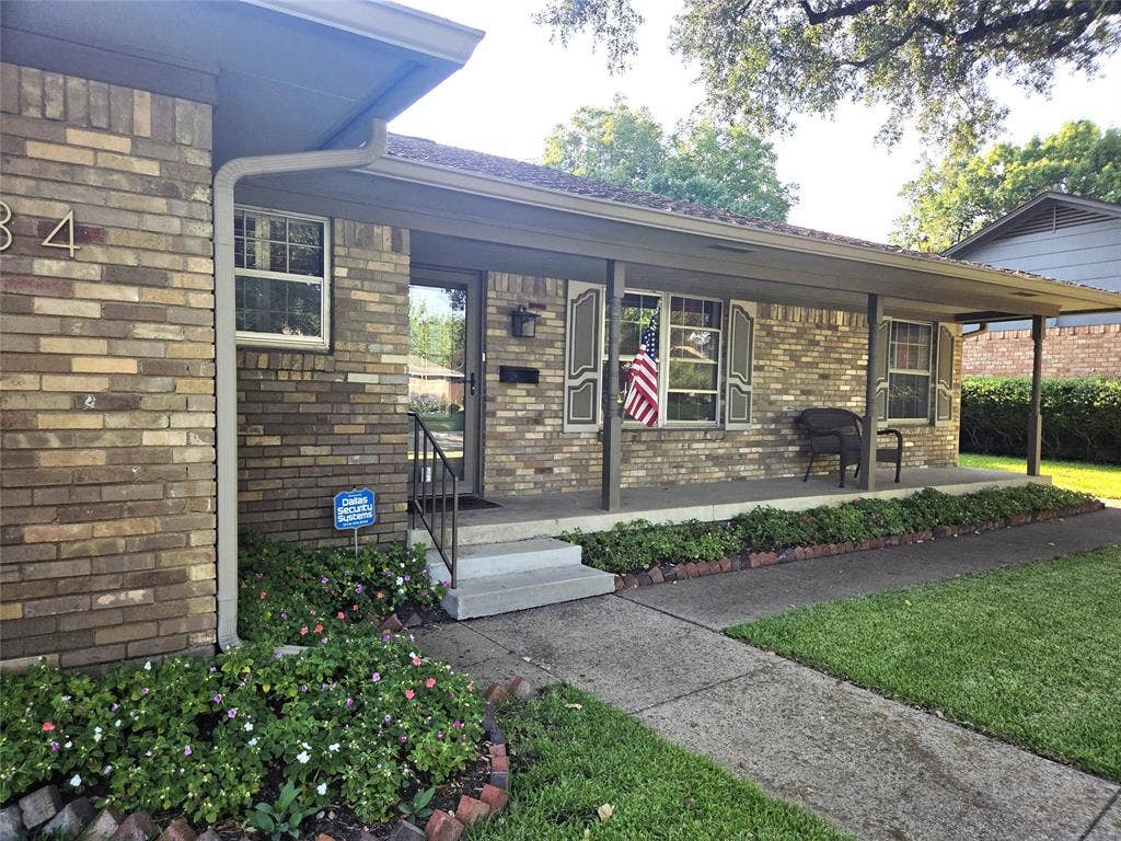 9334 Hunters Creek Drive, Dallas, TX 75243 9334 Hunters Creek Drive, Dallas, TX 75243