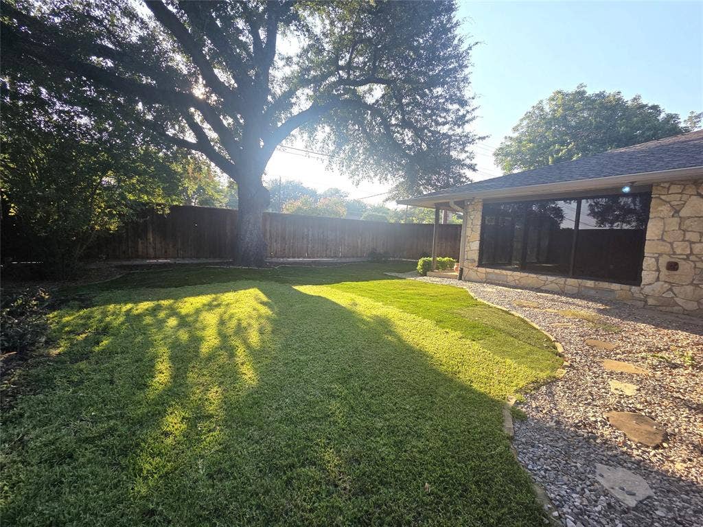 9334 Hunters Creek Drive, Dallas, TX 75243 9334 Hunters Creek Drive, Dallas, TX 75243