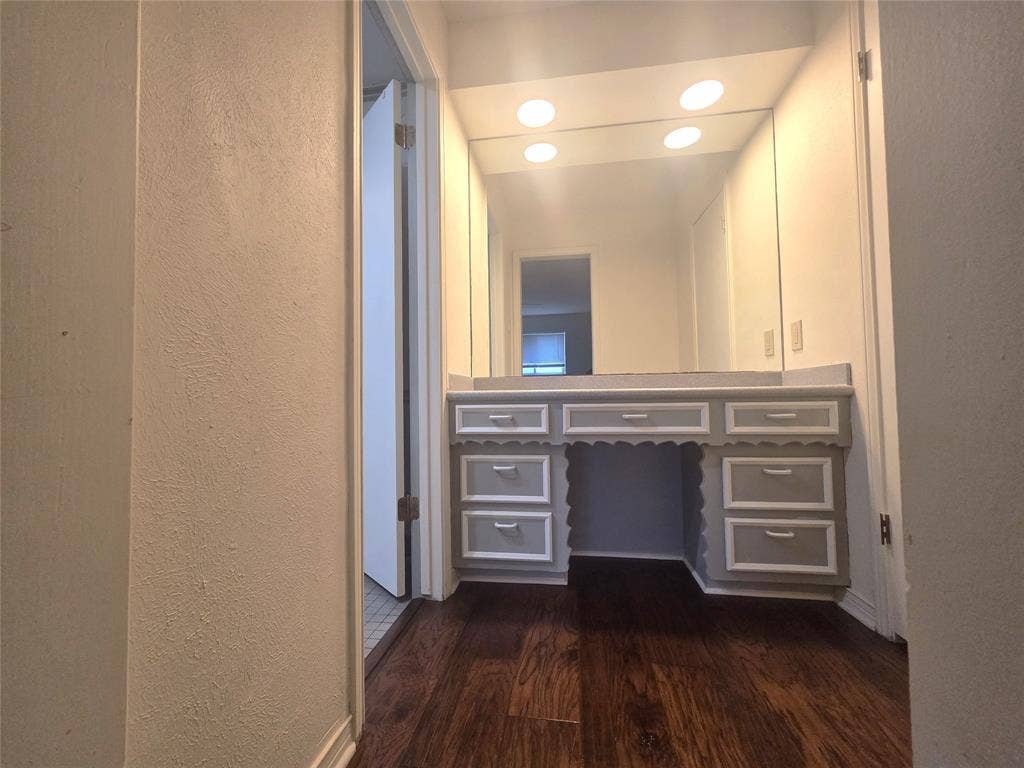 9334 Hunters Creek Drive, Dallas, TX 75243 9334 Hunters Creek Drive, Dallas, TX 75243