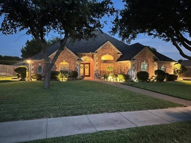 Property photo for 210 Ranchgate Trail, Waco, TX