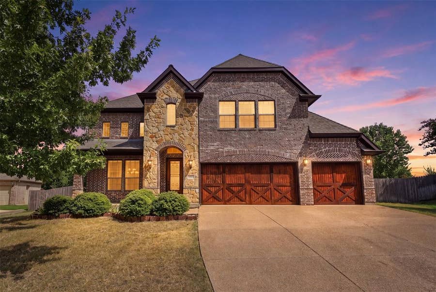 Property photo for 1517 Fence Post Drive, Fort Worth, TX