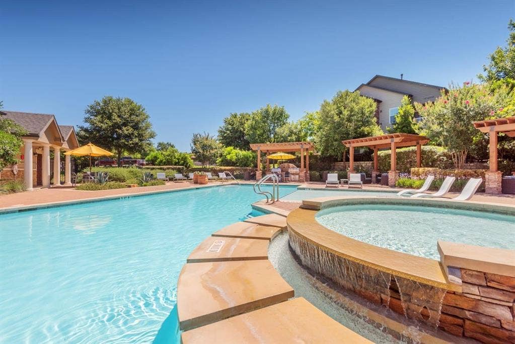 12101 Dessau Road, #1406, Austin, TX 78754 Receive up to 8 Weeks Free on all Floorplans + WIN FREE RENT FOR ONE YEAR