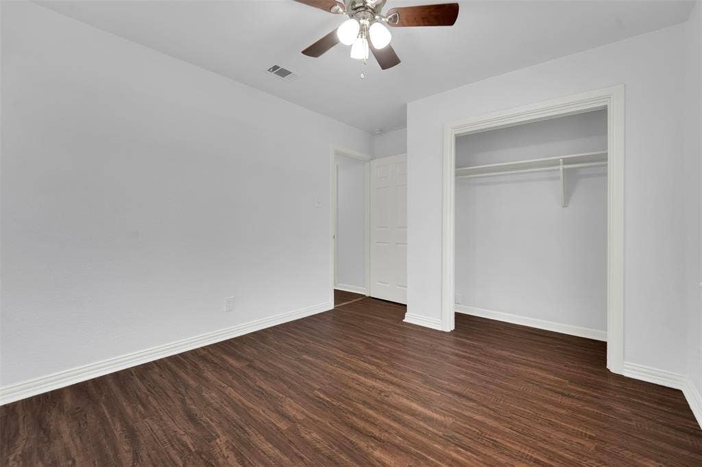 510 Pleasant Valley Road, Garland, TX 75040 510 Pleasant Valley Road, Garland, TX 75040