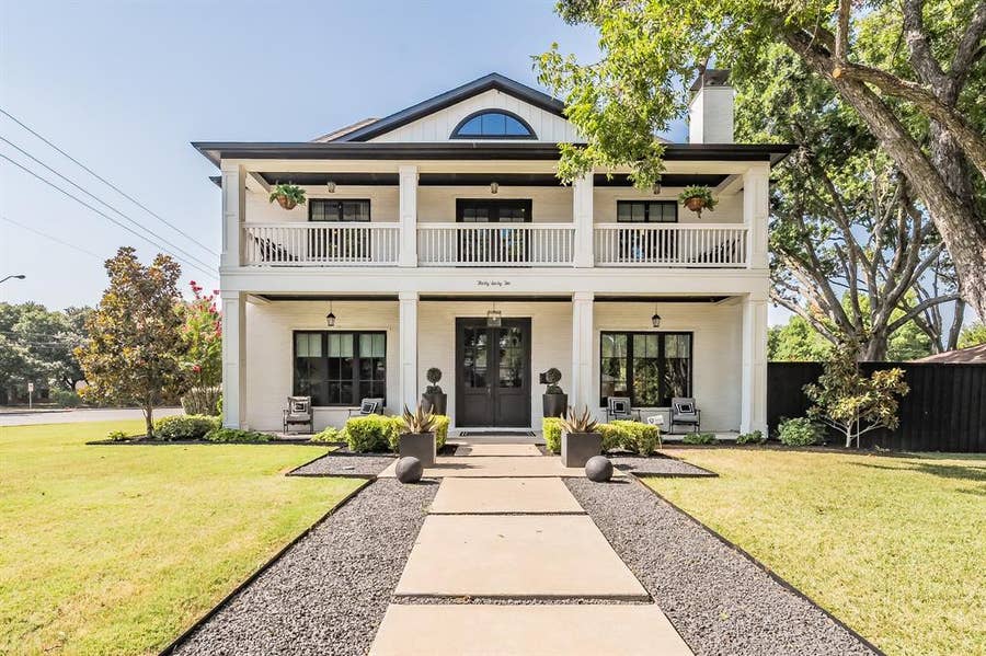 Property photo for 3062 Primrose Lane, Farmers Branch, TX