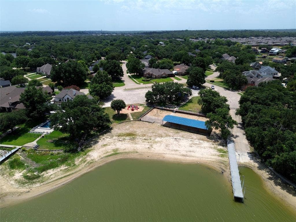 1321 Oak Harbor Boulevard, Azle, TX 76020 Sandy beach for a fun day at the lake!