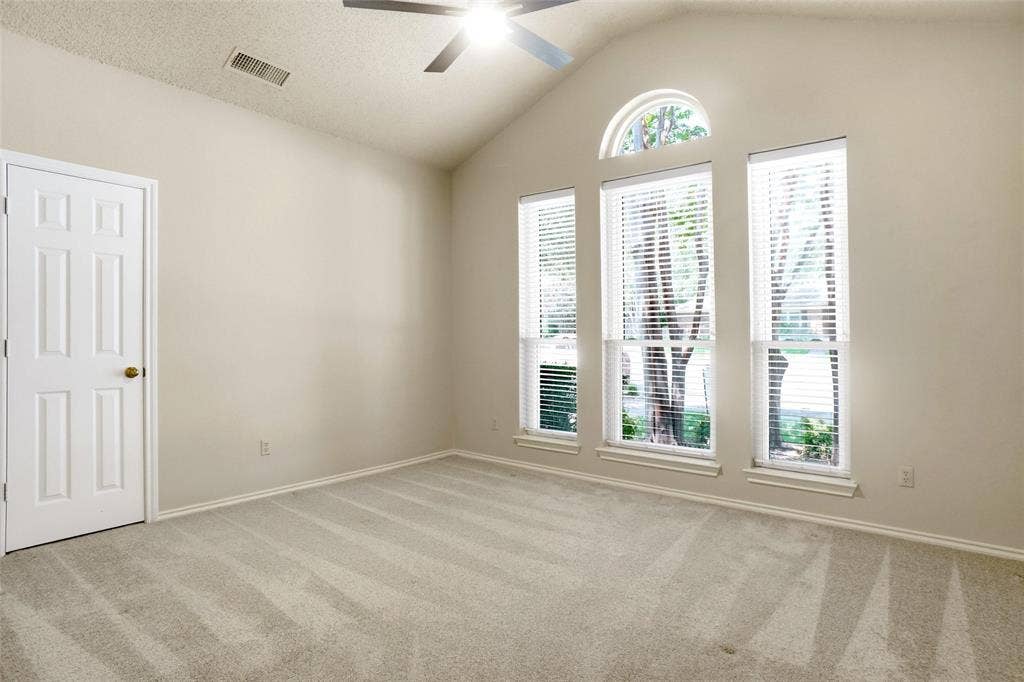 1321 Oak Harbor Boulevard, Azle, TX 76020 1321 Oak Harbor Boulevard, Azle, TX 76020