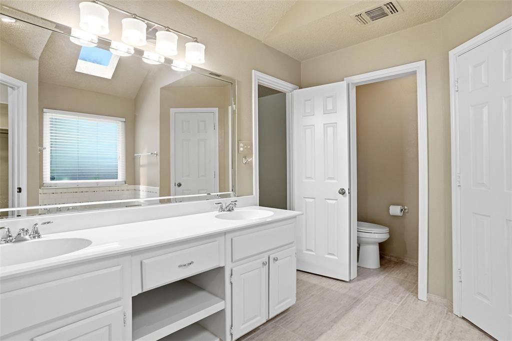 1321 Oak Harbor Boulevard, Azle, TX 76020 1321 Oak Harbor Boulevard, Azle, TX 76020