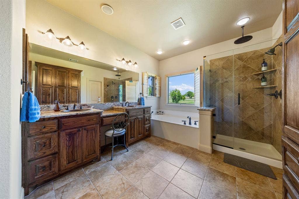 17155 County Road 605, Farmersville, TX 75442 17155 County Road 605, Farmersville, TX 75442