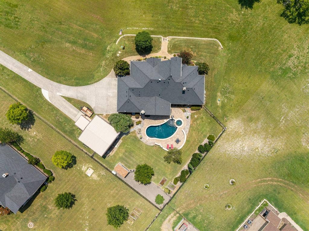 17155 County Road 605, Farmersville, TX 75442 17155 County Road 605, Farmersville, TX 75442
