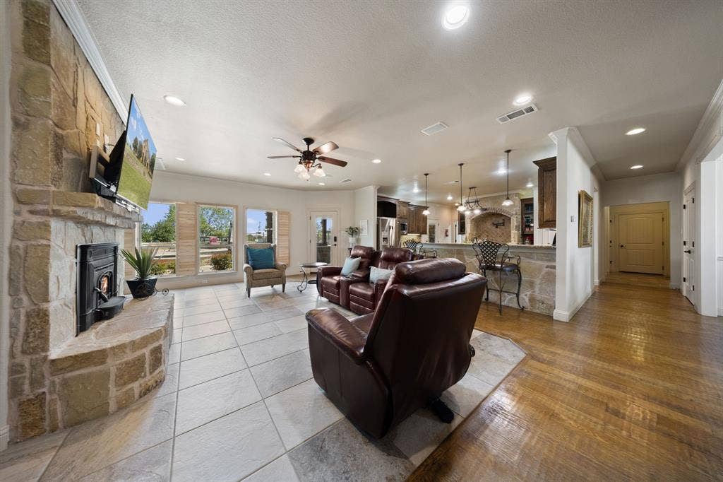 17155 County Road 605, Farmersville, TX 75442 17155 County Road 605, Farmersville, TX 75442