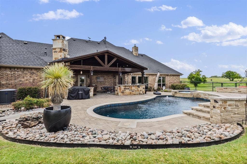 17155 County Road 605, Farmersville, TX 75442 17155 County Road 605, Farmersville, TX 75442