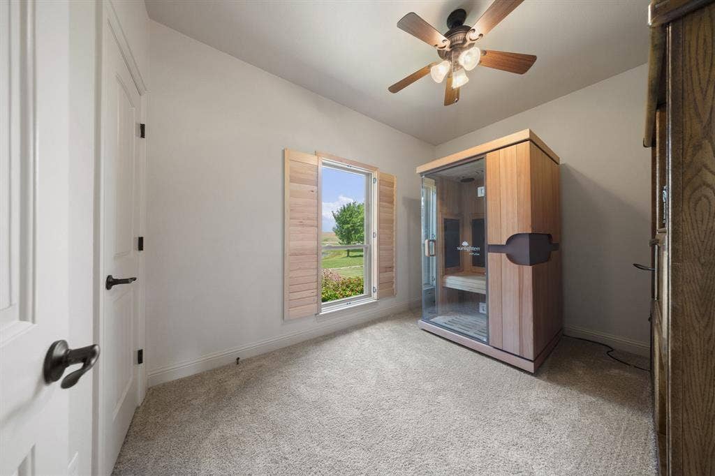 17155 County Road 605, Farmersville, TX 75442 Downstairs bedroom