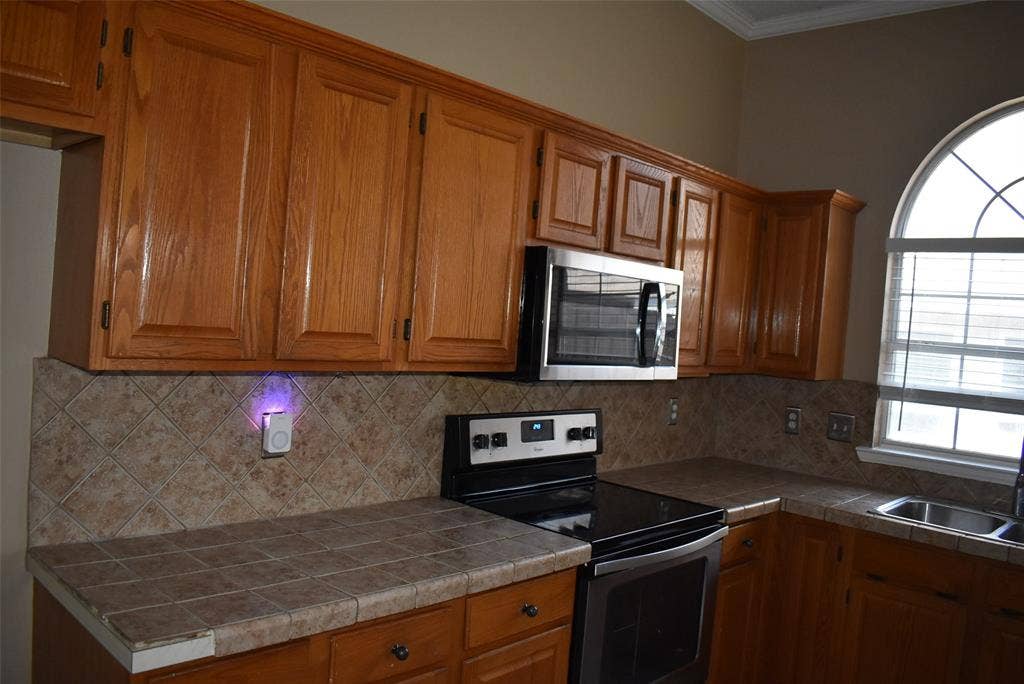 4207 Sarasota Lane, McKinney, TX 75070 4207 Sarasota Lane, McKinney, TX 75070