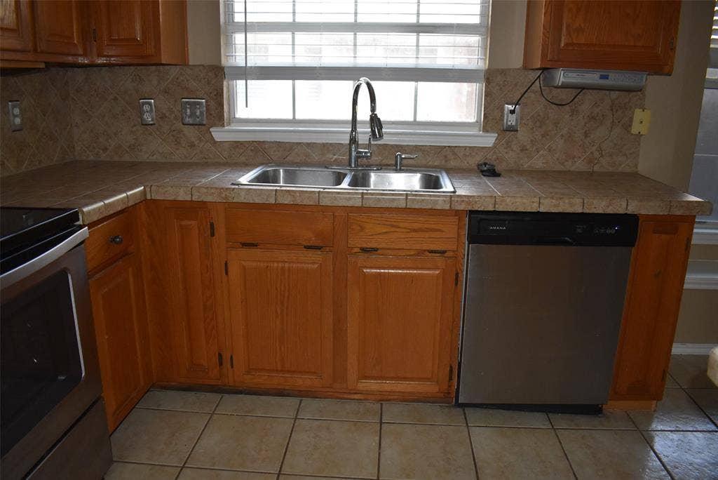 4207 Sarasota Lane, McKinney, TX 75070 4207 Sarasota Lane, McKinney, TX 75070