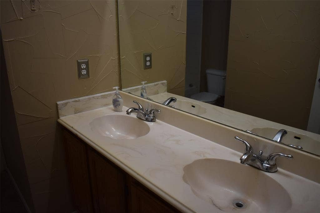 4207 Sarasota Lane, McKinney, TX 75070 4207 Sarasota Lane, McKinney, TX 75070