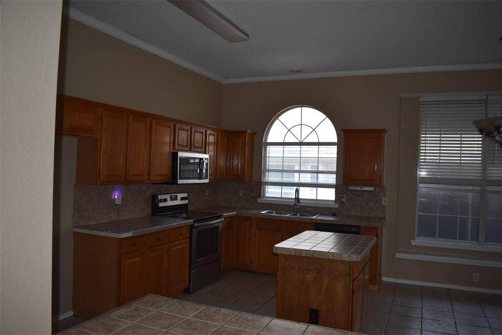 4207 Sarasota Lane, McKinney, TX 75070 4207 Sarasota Lane, McKinney, TX 75070