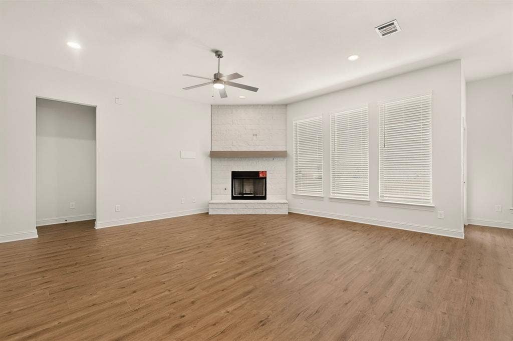818 Monza Drive, Midlothian, TX 76065 818 Monza Drive, Midlothian, TX 76065
