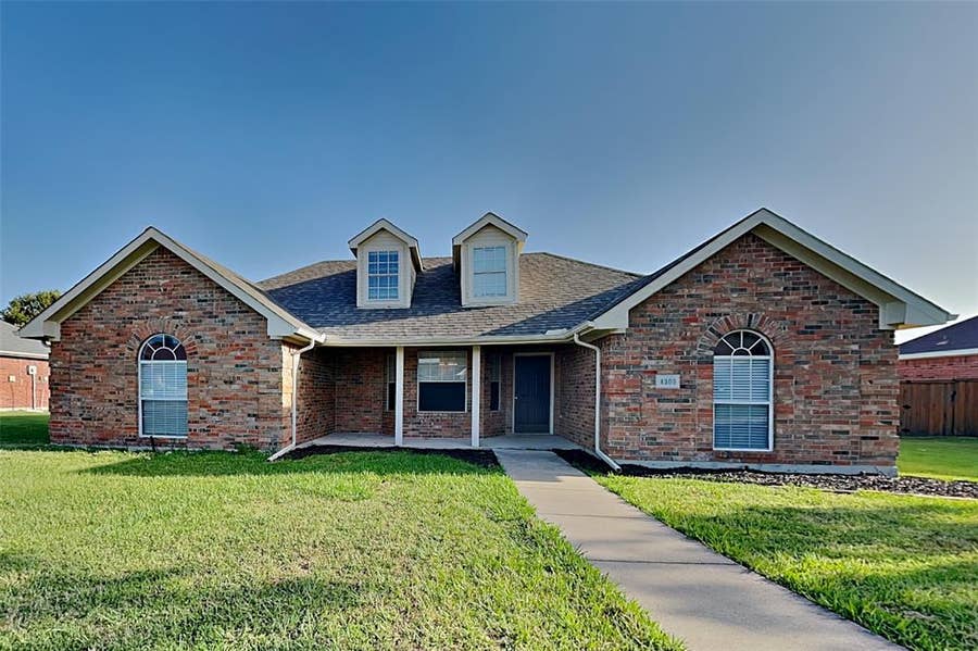 Property photo for 4309 Haverhill Lane, Sachse, TX