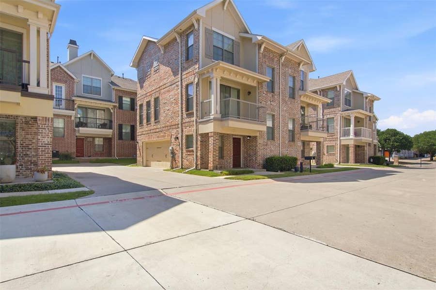 Property photo for 2113 Grove Park Lane, Richardson, TX