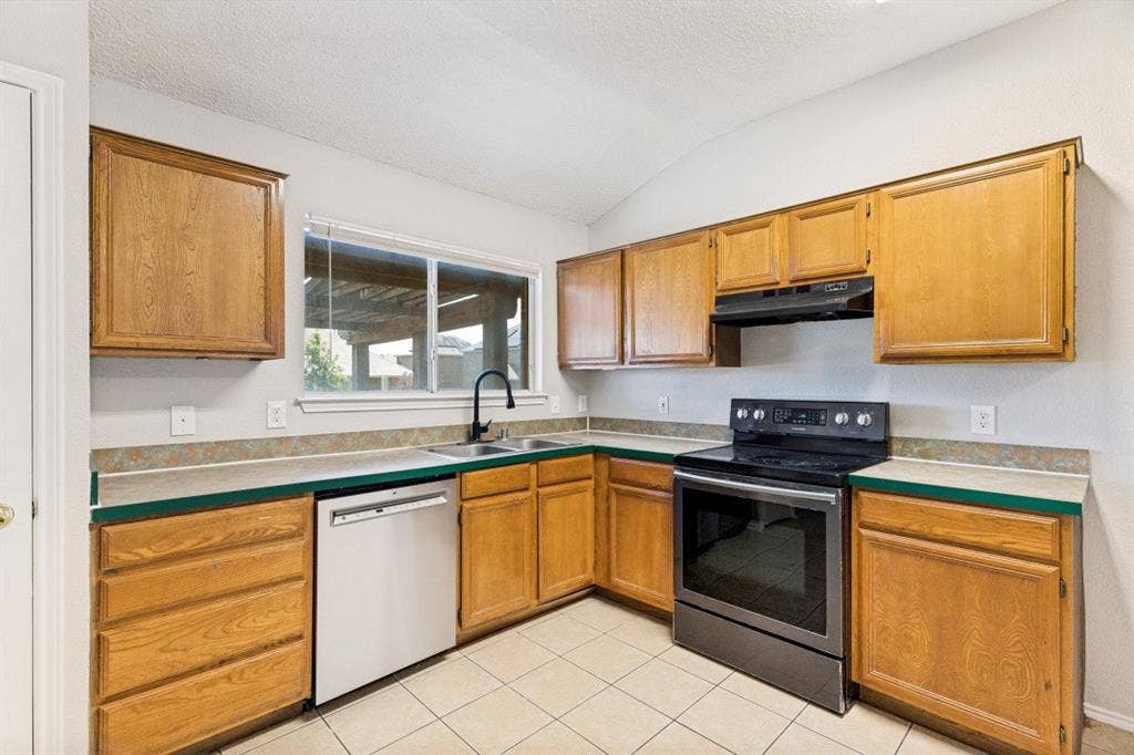 6124 Nelson Terrace, Watauga, TX 76148 6124 Nelson Terrace, Watauga, TX 76148
