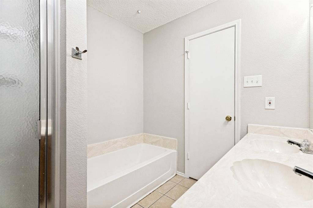 6124 Nelson Terrace, Watauga, TX 76148 6124 Nelson Terrace, Watauga, TX 76148