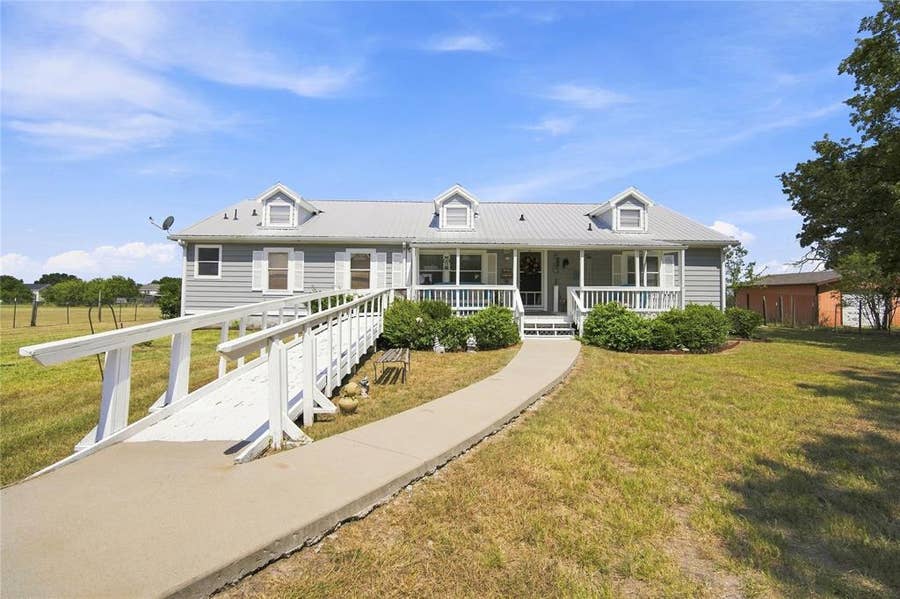 Property photo for 5177 Timarron Drive, Scurry, TX