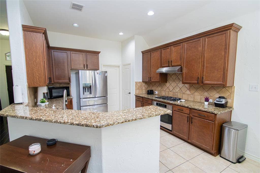 10017 Bell Rock Road, Frisco, TX 75035 10017 Bell Rock Road, Frisco, TX 75035