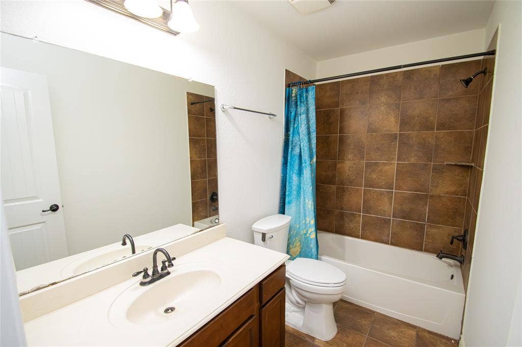 10017 Bell Rock Road, Frisco, TX 75035 10017 Bell Rock Road, Frisco, TX 75035