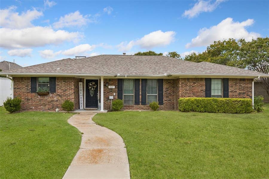 Property photo for 507 Lake Ridge Drive, Allen, TX