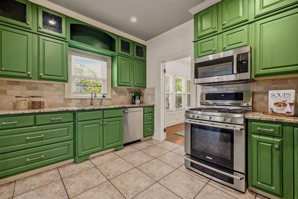 907 Monte Vista Drive, Dallas, TX 75223 907 Monte Vista Drive, Dallas, TX 75223