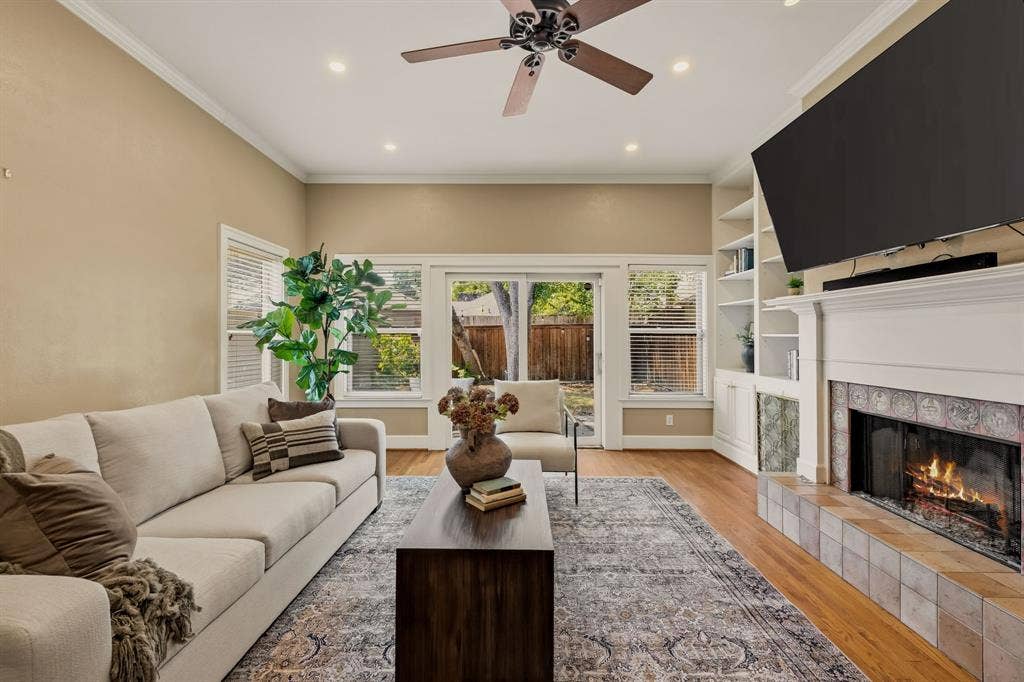 907 Monte Vista Drive, Dallas, TX 75223 907 Monte Vista Drive, Dallas, TX 75223