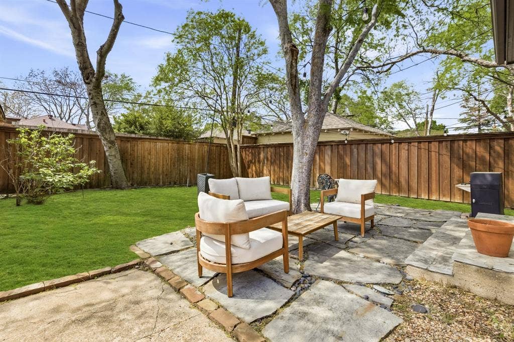 907 Monte Vista Drive, Dallas, TX 75223 907 Monte Vista Drive, Dallas, TX 75223