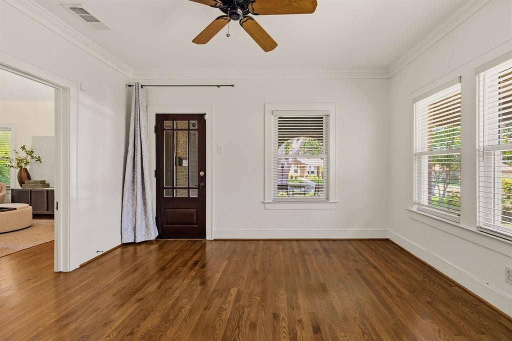 907 Monte Vista Drive, Dallas, TX 75223 907 Monte Vista Drive, Dallas, TX 75223