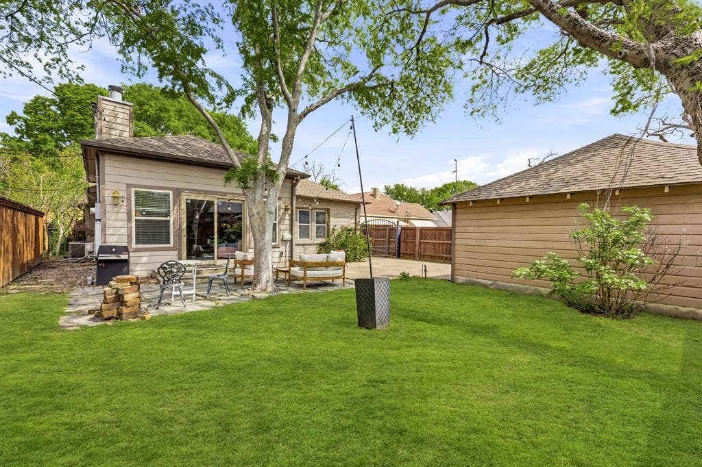 907 Monte Vista Drive, Dallas, TX 75223 907 Monte Vista Drive, Dallas, TX 75223