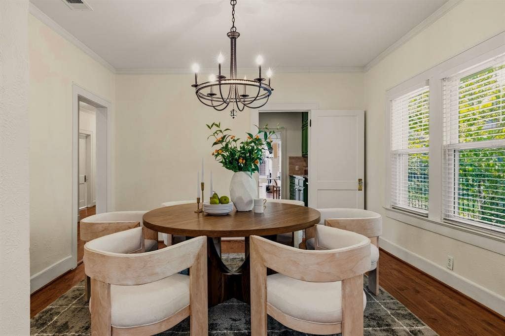 907 Monte Vista Drive, Dallas, TX 75223 907 Monte Vista Drive, Dallas, TX 75223