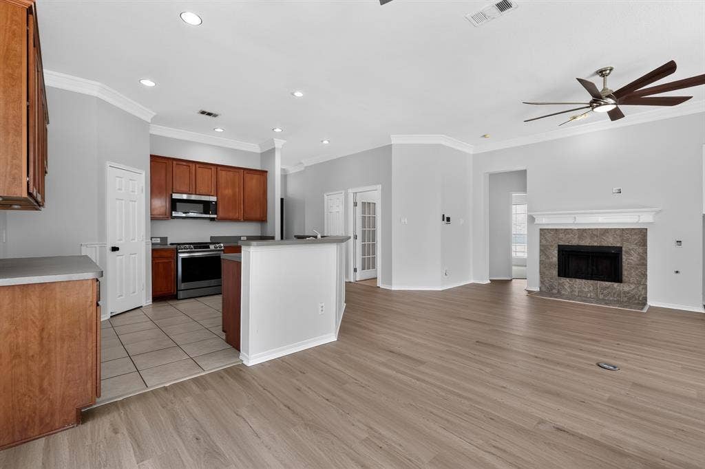 6819 Woodcrest Lane, Sachse, TX 75048 6819 Woodcrest Lane, Sachse, TX 75048