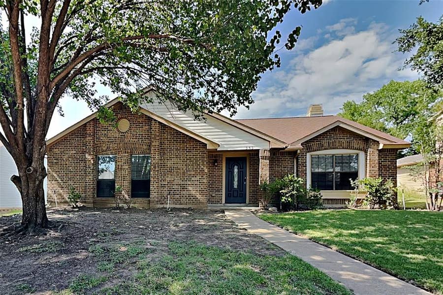 Property photo for 543 Freestone Drive, Allen, TX