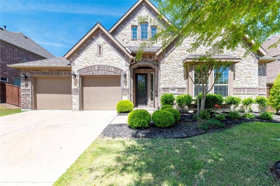 Property photo for 13028 Flatiron Trail, Frisco, TX