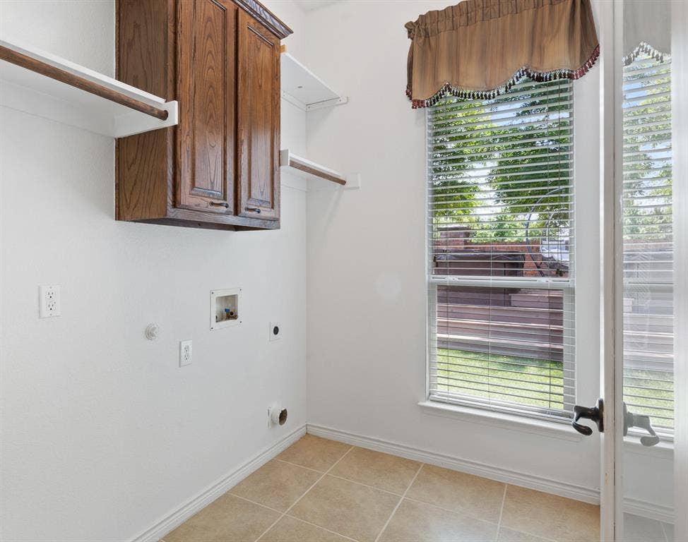 9627 Crown Ridge Drive, Frisco, TX 75035 9627 Crown Ridge Drive, Frisco, TX 75035
