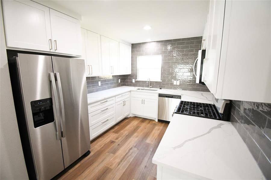 Property photo for 2805 Cornell Circle, Irving, TX
