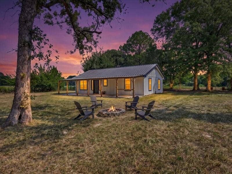 Property photo for 8846 County Road 2448, Tool, TX