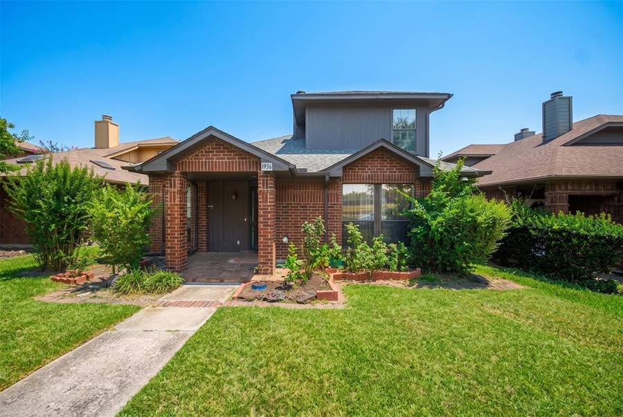Property photo for 1936 La Prada Parkway, Mesquite, TX