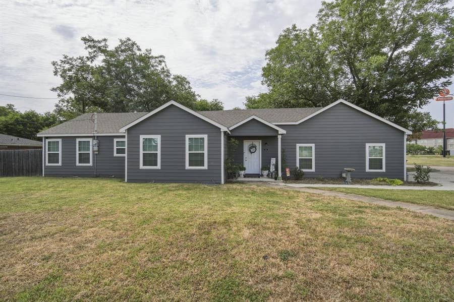 Property photo for 500 Old Telico Road, Ennis, TX