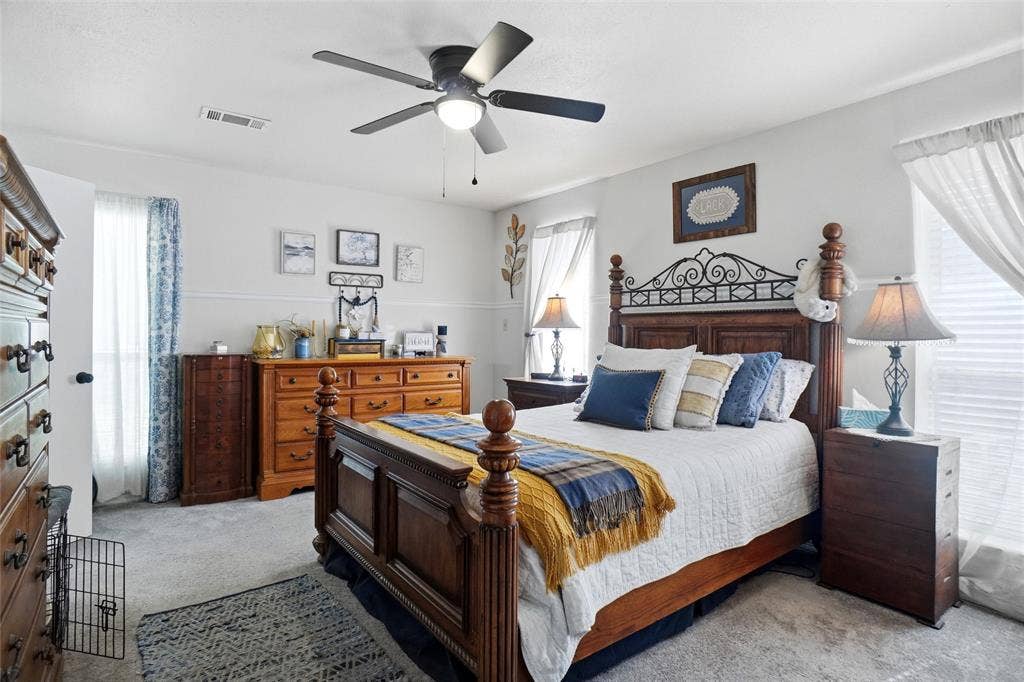 902 Meadowcreek Street, Krum, TX 76249 902 Meadowcreek Street, Krum, TX 76249