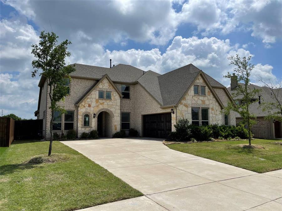 Property photo for 1142 Timber Ridge Drive, Midlothian, TX