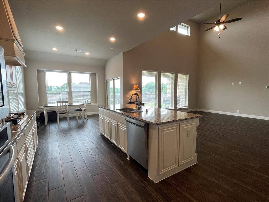 Kitchen, downstairs