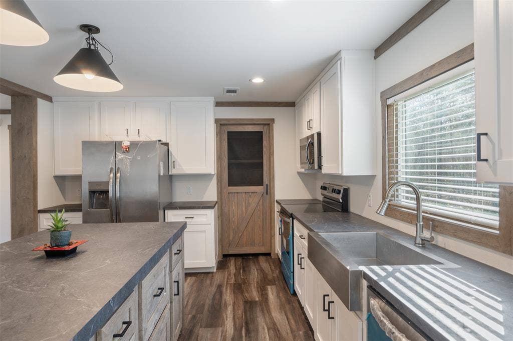 9603 County Road 2404, Kemp, TX 75143 9603 County Road 2404, Kemp, TX 75143
